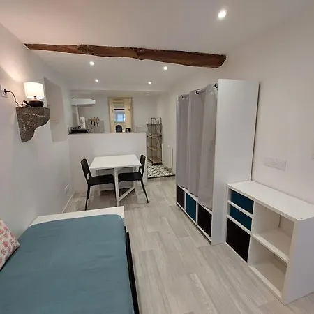 Centre-ville D'hasparren Apartman *